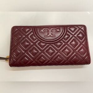 Tory burch wallet